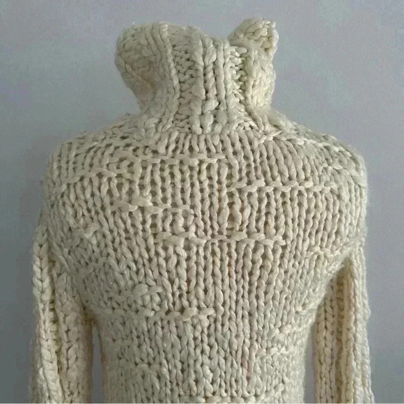 Vintage BCBGMaxazria Collection Chunky Knit Turtleneck Sweater Wool Blend M - Picture 7 of 11